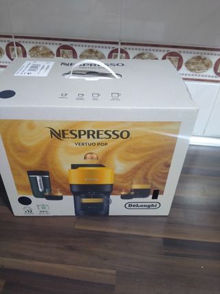 Cafetera NESPRESSO VERTUO.