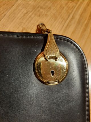 Cartera portadocumentos vintage en piel negra