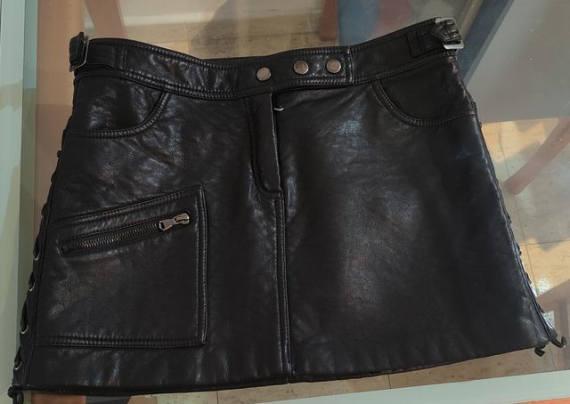 minifalda polipiel