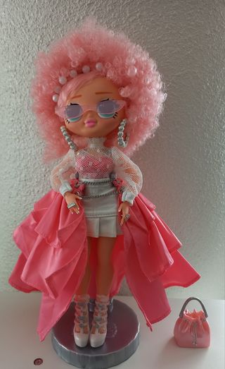 LOL SURPRISE OMG MISS CELEBRATE