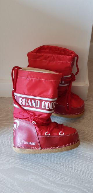 Botas de descanso T 36, de niña.