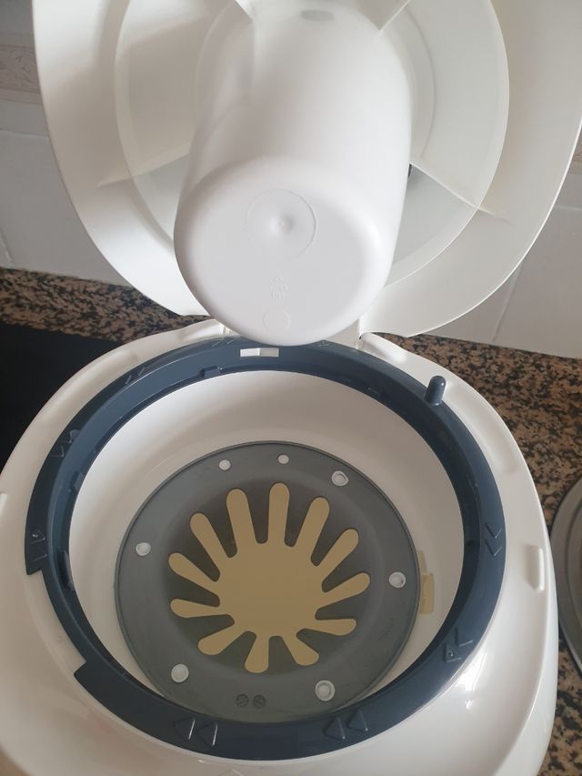 papelera para pañales sangenic tec