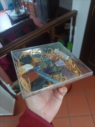 Caixa de minerais