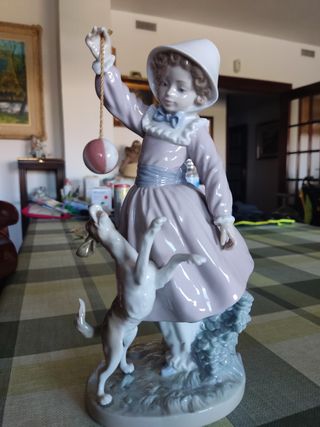 Lladro figura