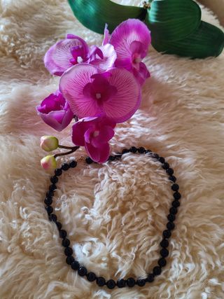 collar de perlas negras