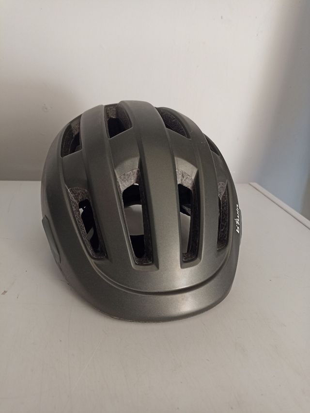 2 cascos de bicicleta de montaña 