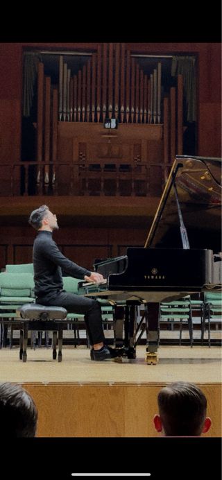 Profesor de piano/música