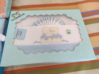 Toquilla, saco y sábanas para bebé