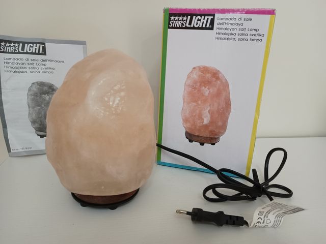 Lampada di sale rosa dell'Himalaya