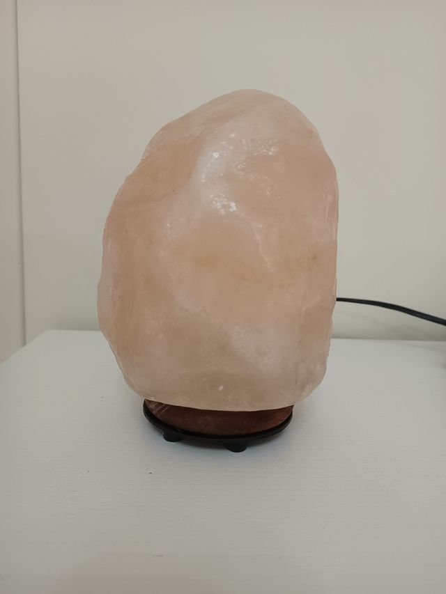 Lampada di sale rosa dell'Himalaya