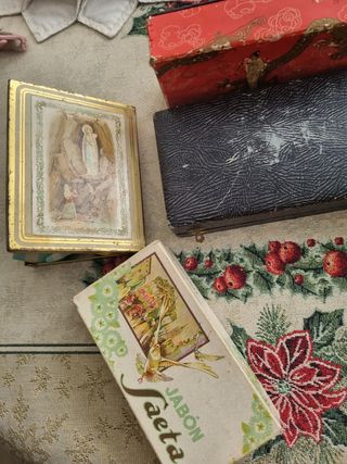 antigüedades varios botones etc