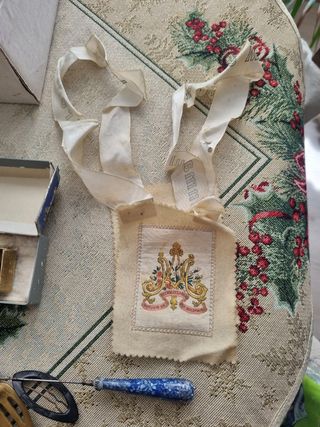 antigüedades varios botones etc