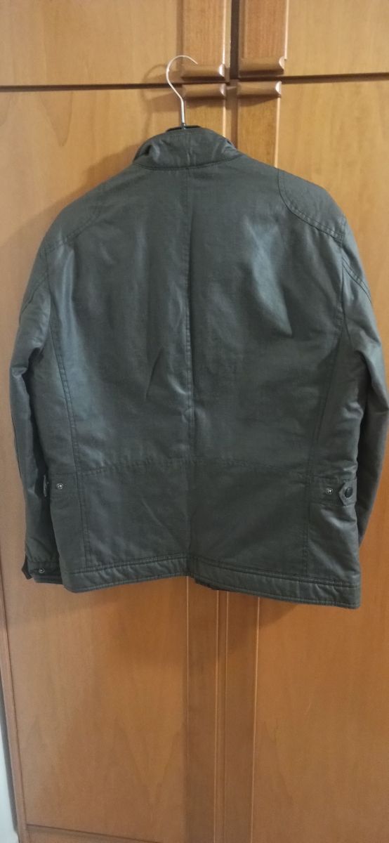 Chaquetón caballero color piedra