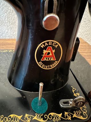 Máquina de coser ALFA espectacular!