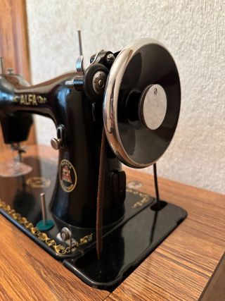 Máquina de coser ALFA espectacular!