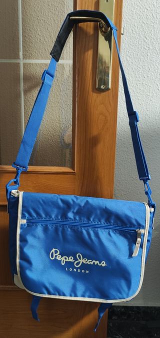 Bandolera Pepe Jeans, compartimiento portátil
