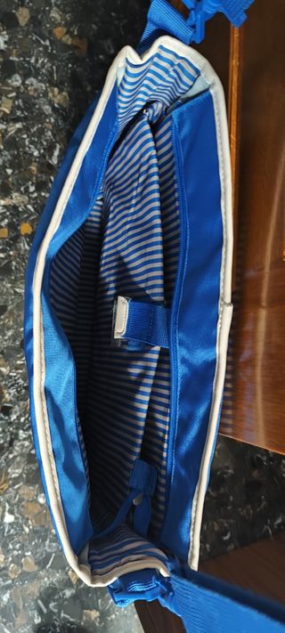 Bandolera Pepe Jeans, compartimiento portátil