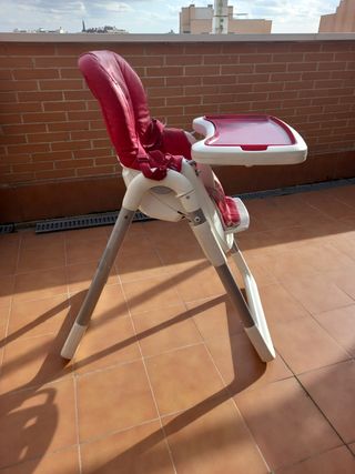 Trona Bebé-Confort de color rojo