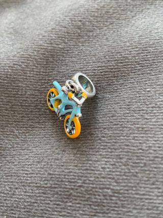 Charm bicicleta en plata S925. NUEVO