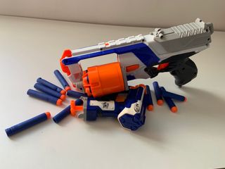 Pistolas NERF 