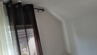 cortinas habitación marrón