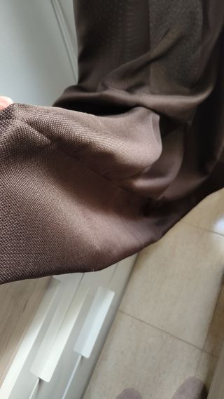 cortinas habitación marrón