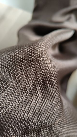 cortinas habitación marrón