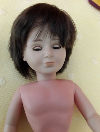 Muñeco lucas de famosa