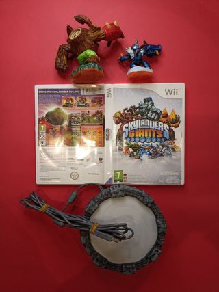 Skylanders Giants con portal y 2 figuras Wii
