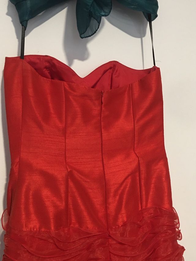 Vestido Rojo de noche exclusivo.