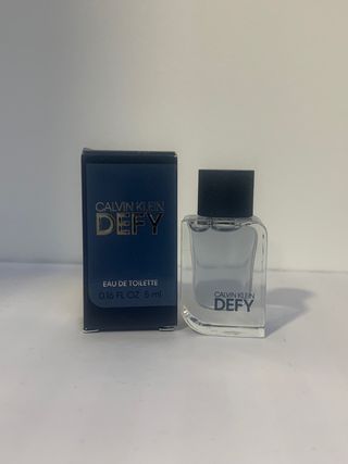 miniatura Defy
