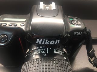 Cámara analógica Nikon F50