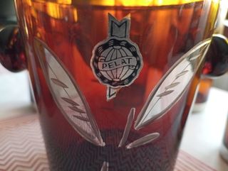 Vasos y cubitera antiguos