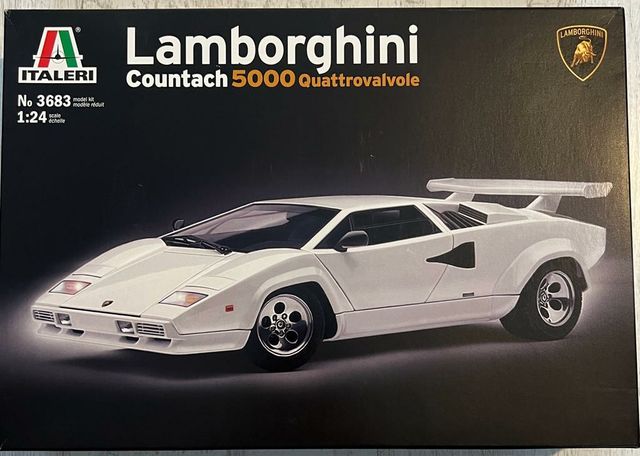 Maqueta 1/24 italeri lamborghini countach
