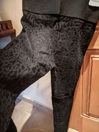 Mallas animal print Zara