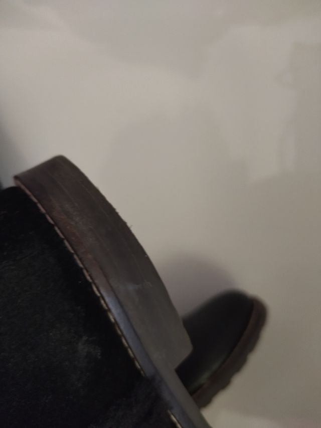 Botas altas de piel para niña