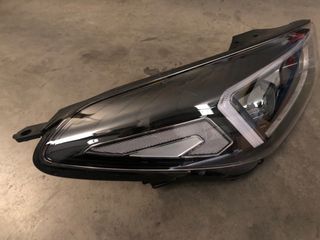 Faro Tucson delantero derecho  