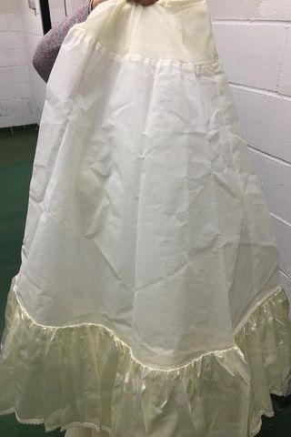 Traje de novia y complementos marca Pronovias