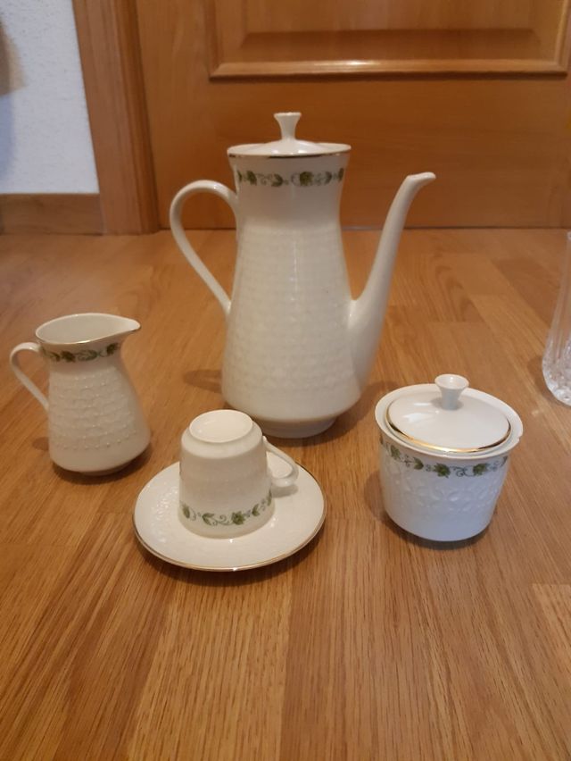 Juego de Café de porcelana 12 servicios