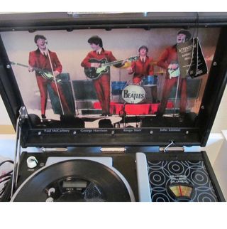 the beatles pick-up cd-player radio