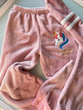 Pijama unicornio talla 10