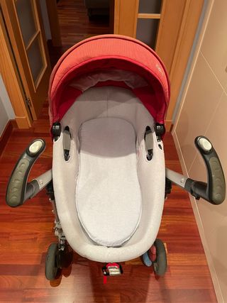 Carro bebé Loola Bebe confort.