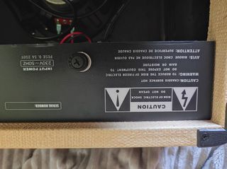 Amplificador guitarra eléctrica y electroacústica