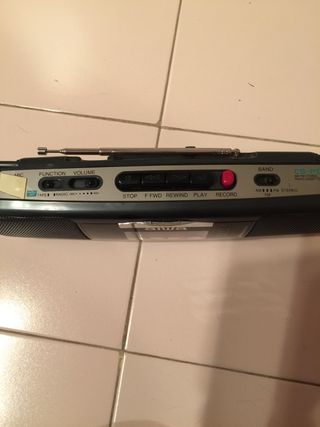 Ràdio cassette antiguo Aiwa