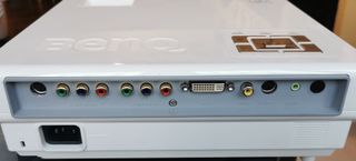 Vídeo proyector BENQ W100