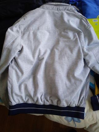chaqueta chico. talla S