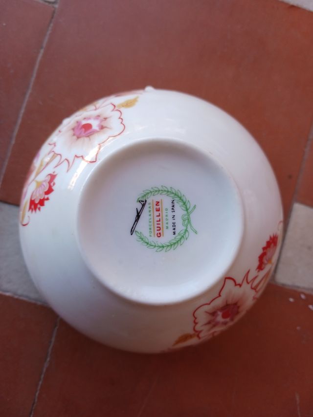 Juego de porcelana para el té Guillén con 3 piezas