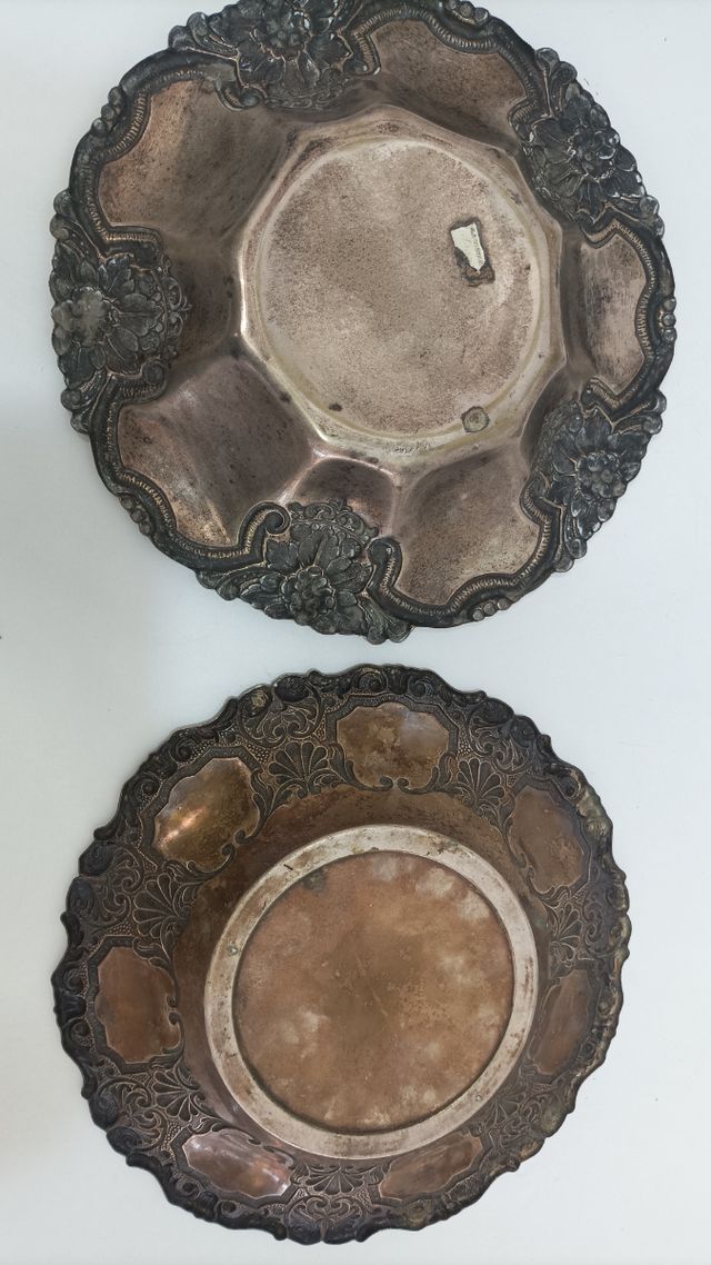 BANDEJAS ANTIGUAS DE BRONCE