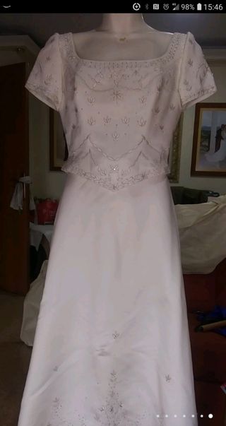 Vestido de novia corpiño y falda