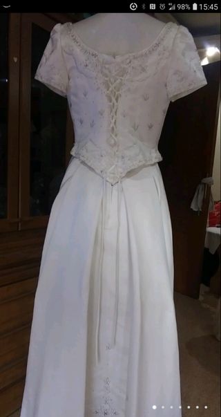 Vestido de novia corpiño y falda